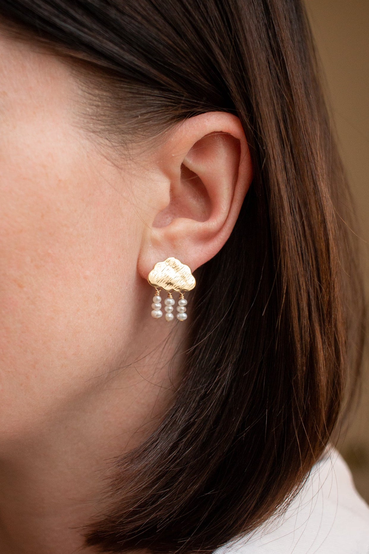 Cloud Studs
